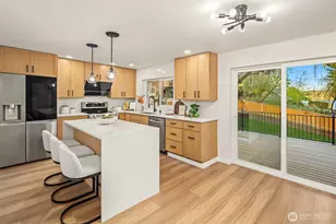 3328 168th Pl SE, Bellevue, WA 98008 - Photo 9