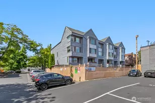 1455 E Harrison St, Seattle, WA 98112 - Photo 1