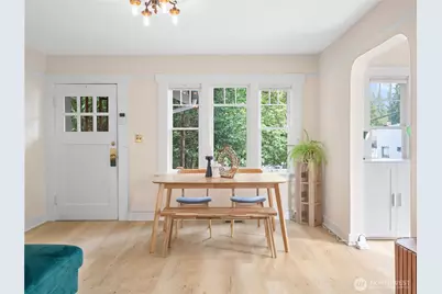 9701 Roosevelt Way NE, Seattle, WA 98115 - Photo 7