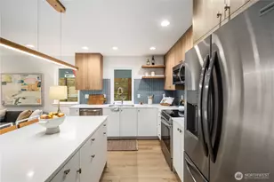 524 NE 89th St, Seattle, WA 98115 - Photo 13