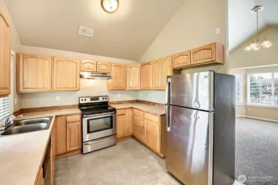 1701 S 87th Street, Tacoma, WA 98444 - Photo 9