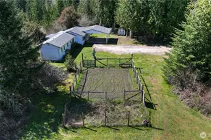 12833 Squaw Wood Ln SE, Rainier, WA 98576 - Photo 3