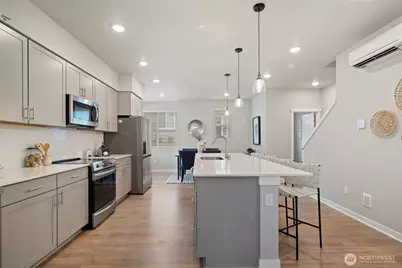18829 67th Drive NE #6, Kenmore, WA 98028 - Photo 5