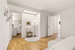 12570 SE 70th St, Newcastle, WA 98056 - Photo 17