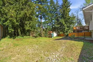 12570 SE 70th St, Newcastle, WA 98056 - Photo 35