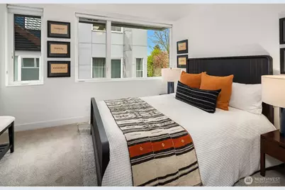 729 Belmont Avenue E, Seattle, WA 98102 - Photo 23