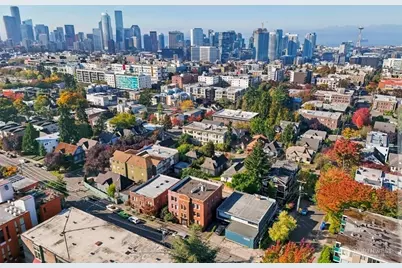 315 12th Avenue E, Seattle, WA 98102 - Photo 25