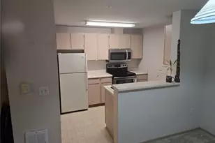 11002 SE Petrovitsky Rd, Renton, WA 98055 - Photo 7