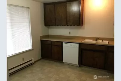 500 75th Street SE #10, Everett, WA 98203 - Photo 3