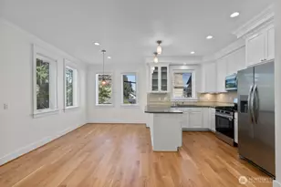 12 W Etruria St, Seattle, WA 98119 - Photo 13