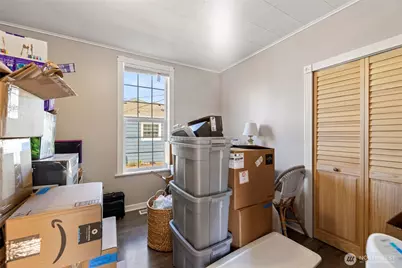 625 E Hazel Avenue, Burlington, WA 98233 - Photo 23