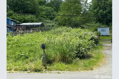 14253 Macadam Road S, Tukwila, WA 98168 - Photo 9