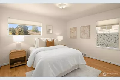 4333 32nd Avenue W, Seattle, WA 98199 - Photo 15