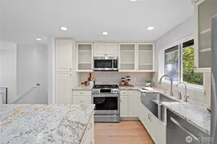 3411 77th Pl SE, Mercer Island, WA 98040 - Photo 13