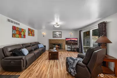 12028 31st Drive SE, Everett, WA 98208 - Photo 17