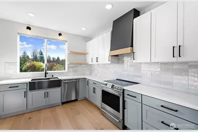 8451 18th Avenue SW, Seattle, WA 98106 - Photo 13