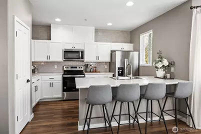 2280 Simmons Street #Unit A, DuPont, WA 98327 - Photo 3