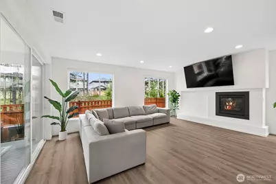 18905 131st Street Ct E, Bonney Lake, WA 98391 - Photo 5