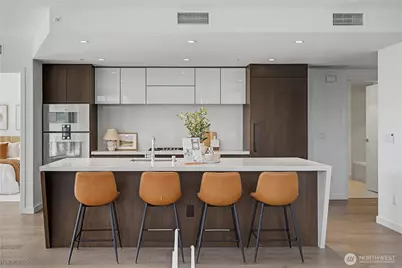 188 Bellevue Way NE #312, Bellevue, WA 98004 - Photo 7