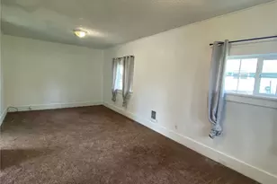 2716 Sylvan Dr W, University Place, WA 98466 - Photo 5