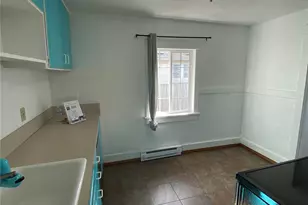 2716 Sylvan Dr W, University Place, WA 98466 - Photo 7