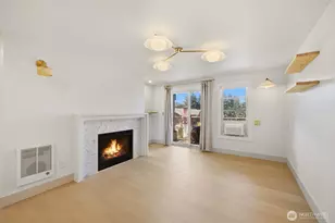 13209 Newcastle Way, Newcastle, WA 98059 - Photo 3