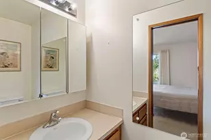 322 N 134th St, Seattle, WA 98133 - Photo 15