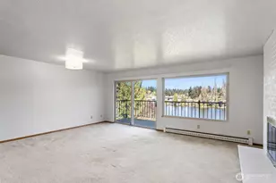 322 N 134th St, Seattle, WA 98133 - Photo 5