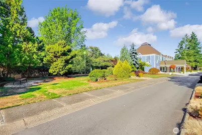 22510 SE 45th Street #2645, Issaquah, WA 98029 - Photo 39