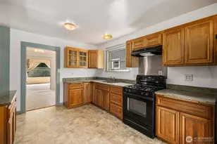 401 23rd Ave E, Seattle, WA 98112 - Photo 11