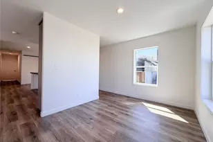 202 S 9th Ave, Kelso, WA 98626 - Photo 7