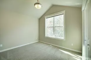 2430 NW Stoney Creek Dr, Issaquah, WA 98027 - Photo 23