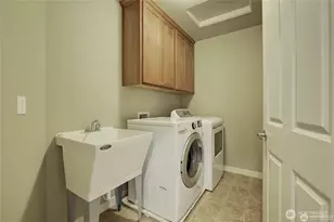 2430 NW Stoney Creek Dr, Issaquah, WA 98027 - Photo 29