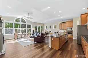 23249 NE 126th St, Redmond, WA 98053 - Photo 7