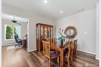 23249 NE 126th Street, Redmond, WA 98053 - Photo 17