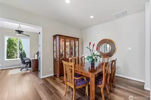 23249 NE 126th St, Redmond, WA 98053 - Photo 17