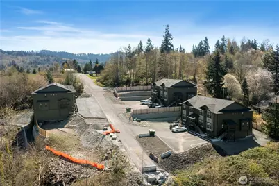 116 Orchard Avenue S #D, Eatonville, WA 98328 - Photo 3