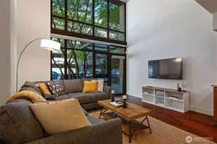 2911 2nd Ave, Seattle, WA 98121 - Photo 3