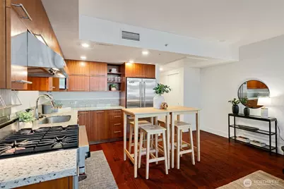 2911 2nd Avenue #118, Seattle, WA 98121 - Photo 5