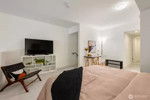 2911 2nd Ave, Seattle, WA 98121 - Photo 15