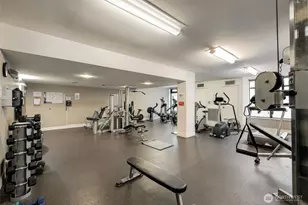 2911 2nd Ave, Seattle, WA 98121 - Photo 39