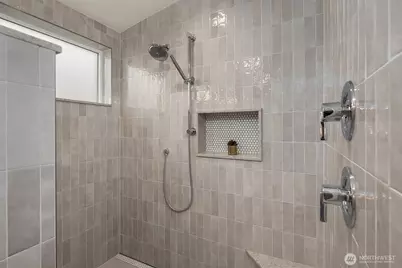 4411 1st Avenue NE, Seattle, WA 98105 - Photo 21