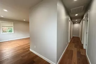 11837 32nd Ave NE, Seattle, WA 98125 - Photo 7