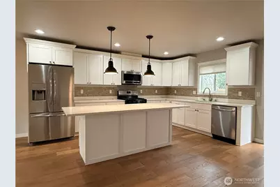 11837 32nd Avenue NE, Seattle, WA 98125 - Photo 3