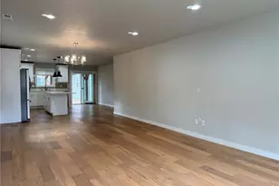 11837 32nd Ave NE, Seattle, WA 98125 - Photo 5