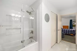 11130 SE 208th St, Kent, WA 98031 - Photo 15
