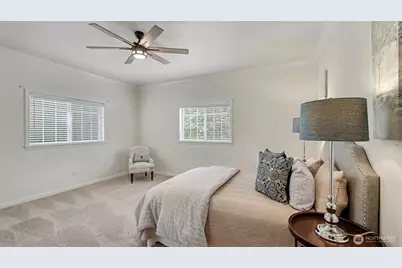 11329 Newcastle Way, Newcastle, WA 98056 - Photo 17