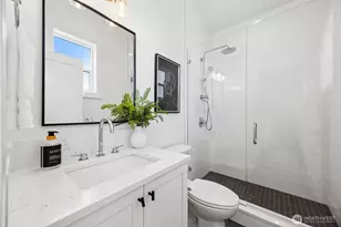 7502 32nd Ave NE, Seattle, WA 98115 - Photo 21