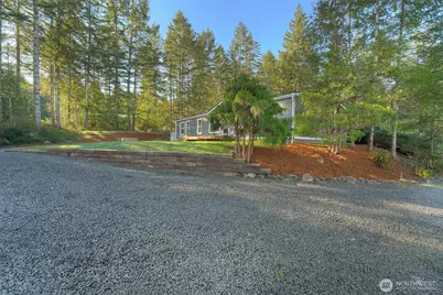 42 E Mossflower Lane, Grapeview, WA 98546 - Photo 3