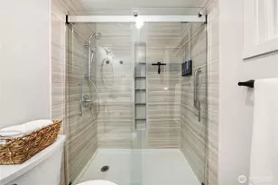 622 S 150th St, Burien, WA 98148 - Photo 17